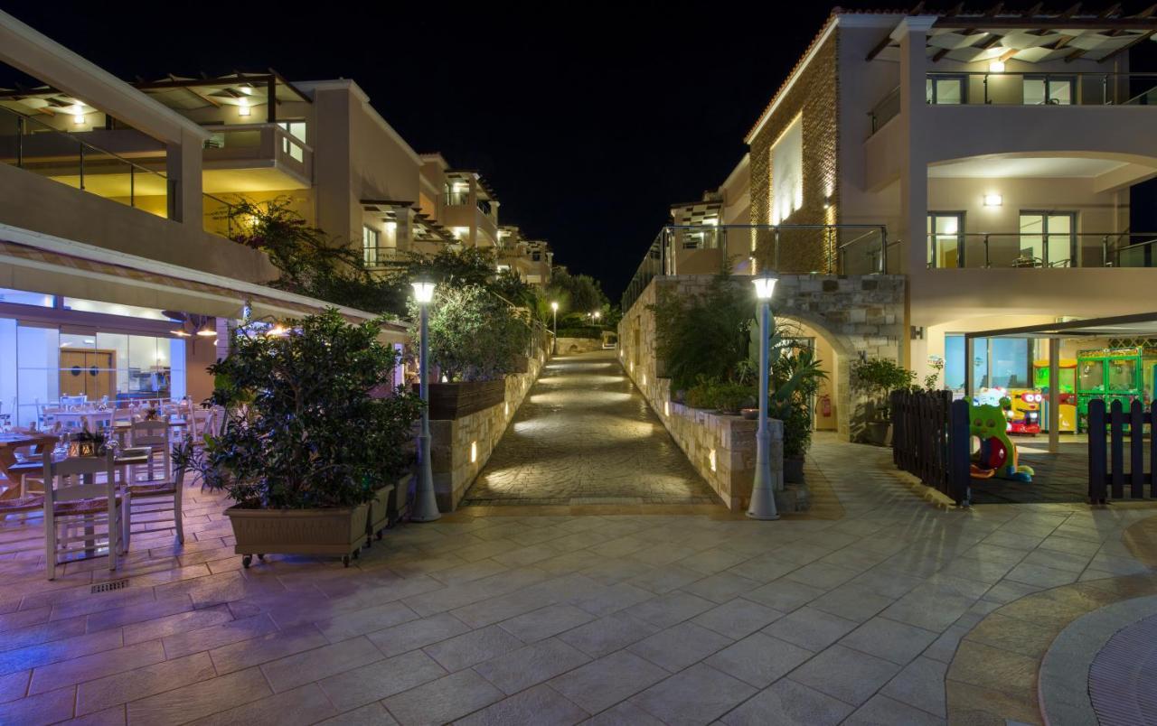 Isida Hotel Agia Marina Kültér fotó