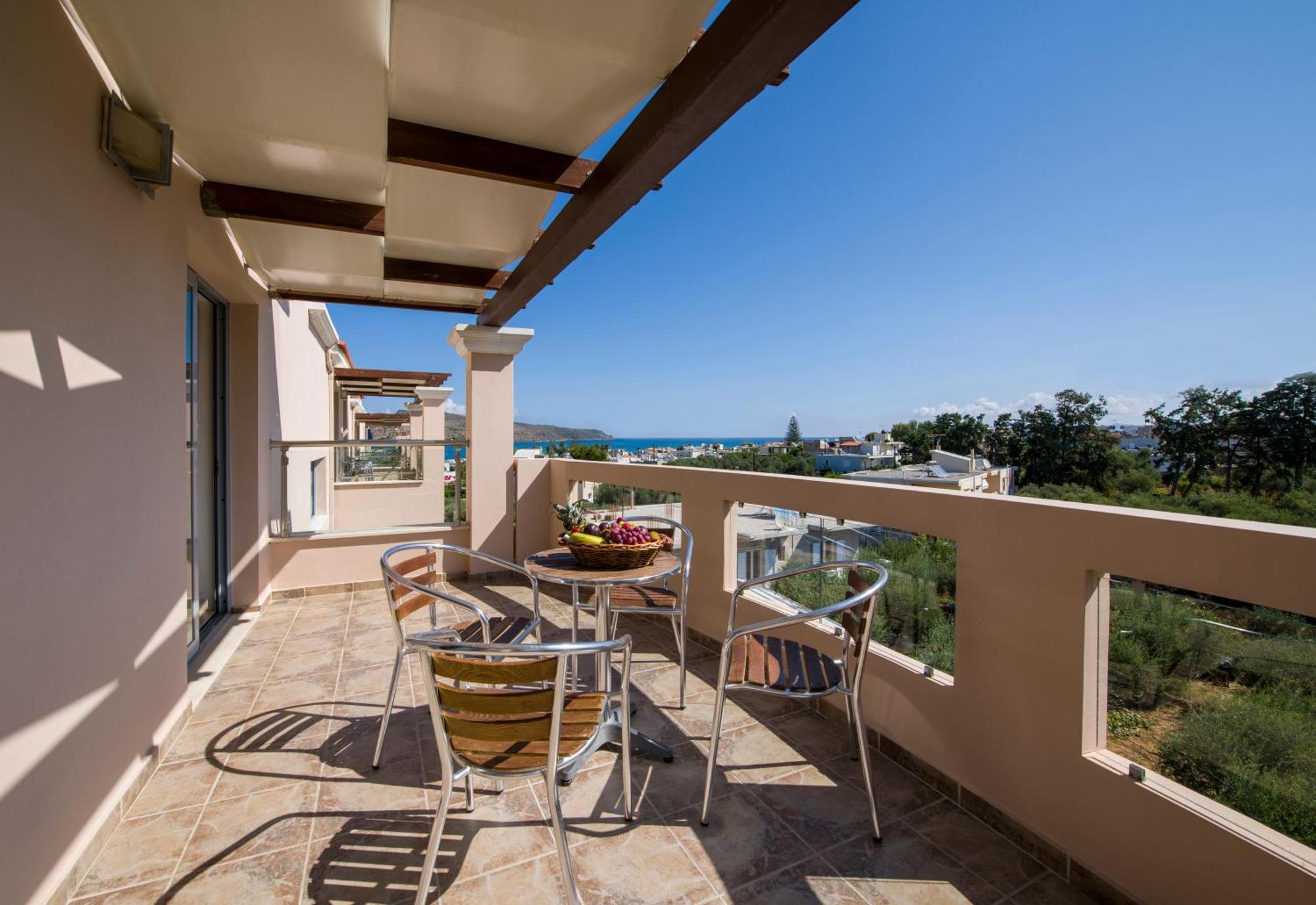 Isida Hotel Agia Marina Szoba fotó